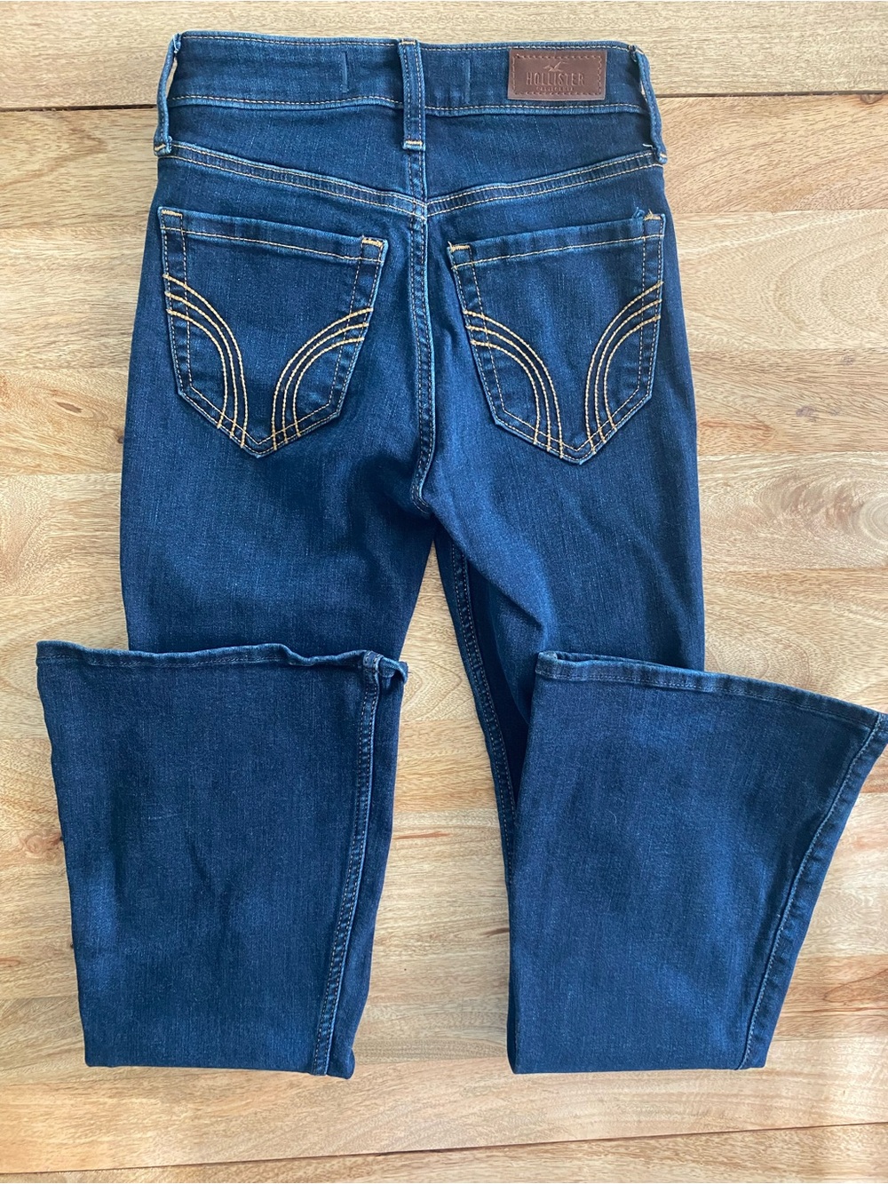 Hollister Women's Dark Indigo High-Rise Flare Jeans - Picture 4 of 5